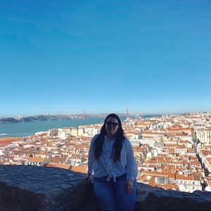 Meet your Posher, Alexandra